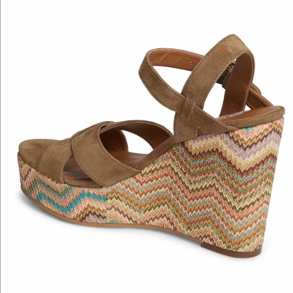 The “Elsey” Geo Patterned Platform Wedge Leather Sandal by NORDSTROM Sz 7.5 BNWT